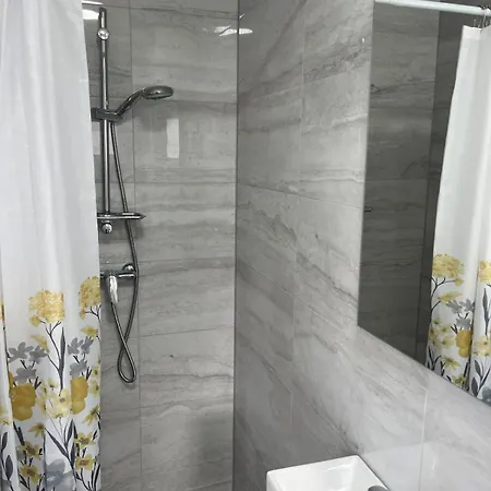 Inviting And Bright 90 M2 With 4 Balconies * 比奥格勒·纳·莫鲁